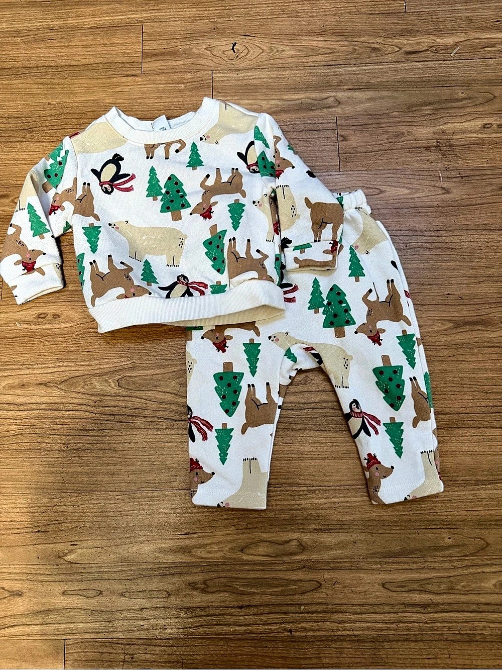 Old Navy Baby Christmas Print Set 6-12M